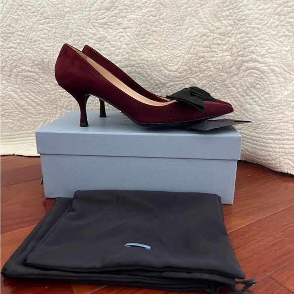 Prada Velvet Ribbon Kitten Heels 39.5 9 - Picture 2 of 5